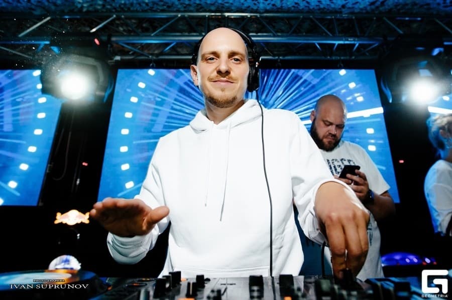 DJ Nick Adams