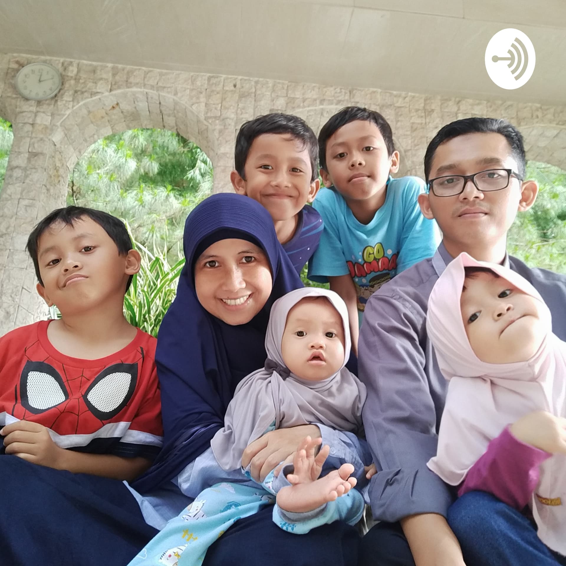 Keluarga Cahaya Menebar Siroh