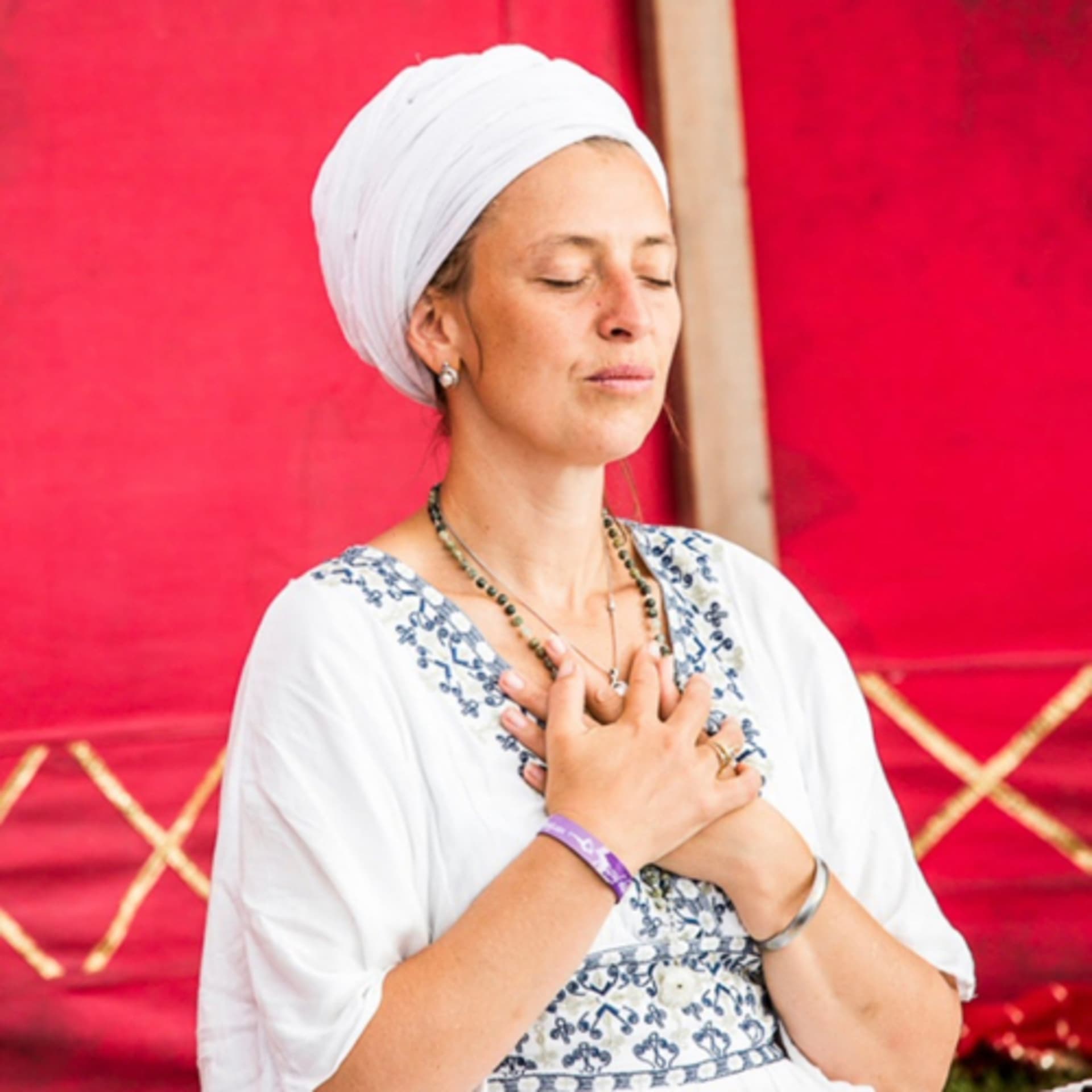 Meditatie, visualisatie en thuis komen bij jezelf - Podcasts