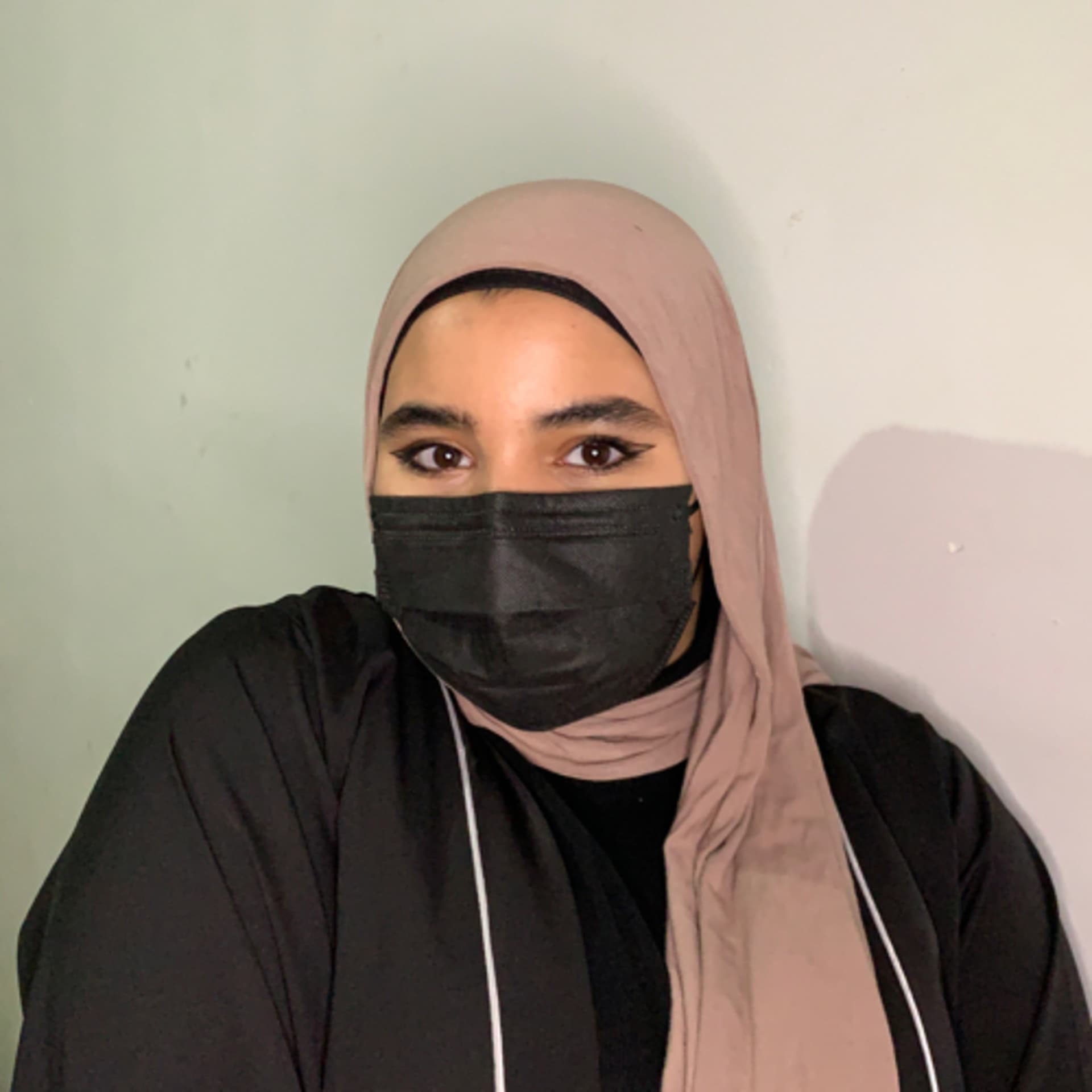 مع اسراء - Podcasts