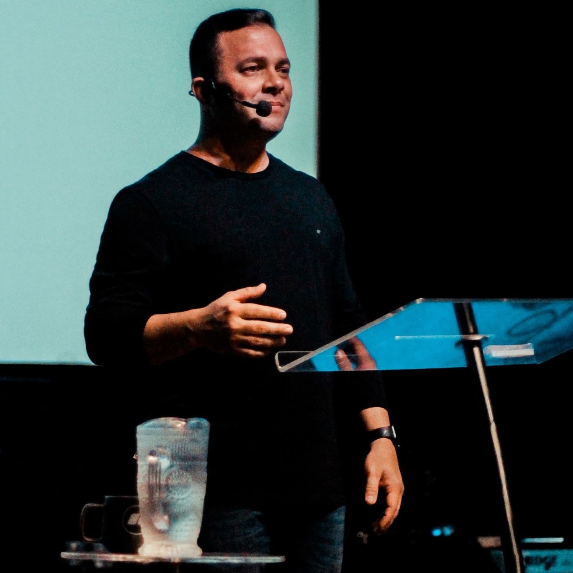 Pastor Matheus N Dan - Podcasts