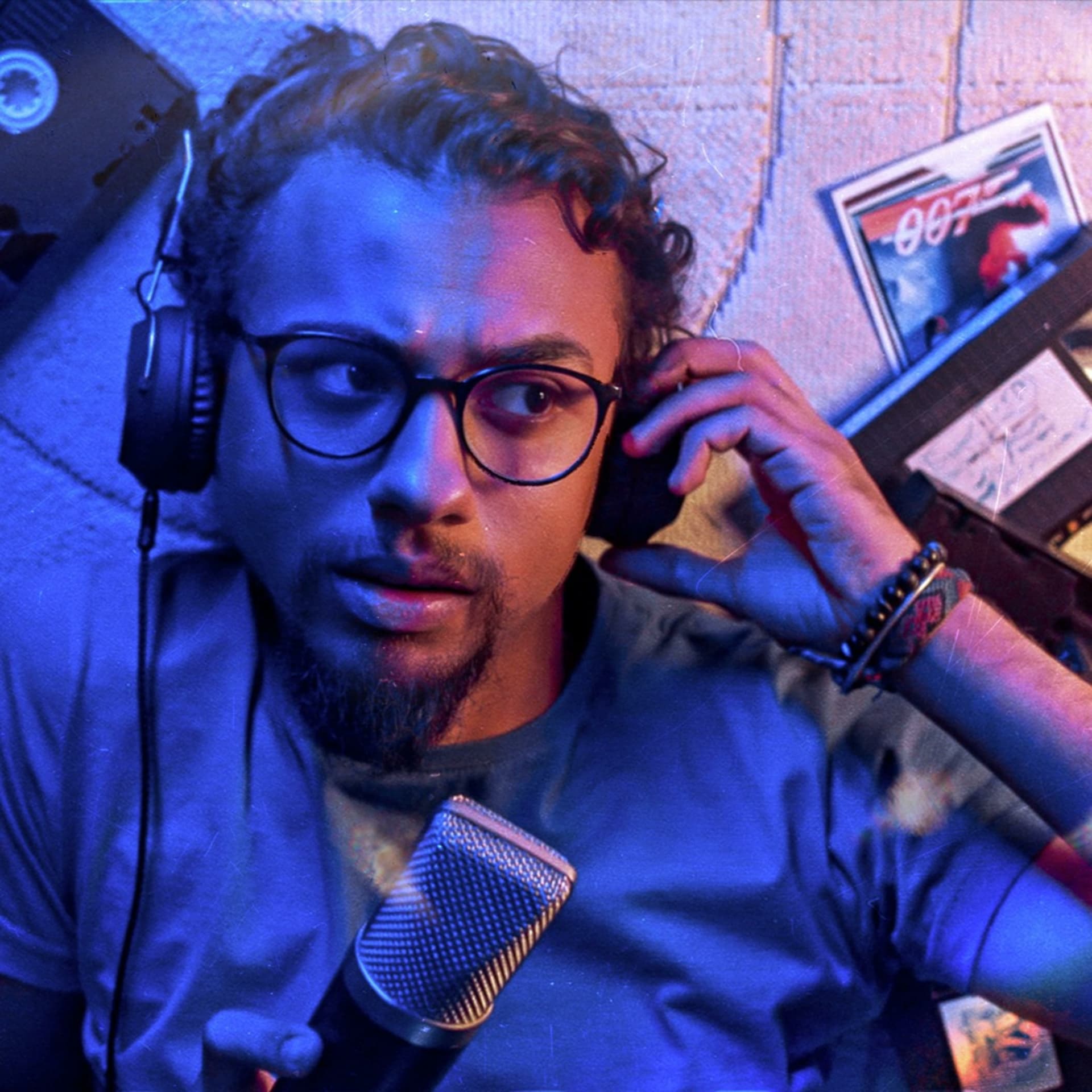 من غير مونتاج - Podcasts
