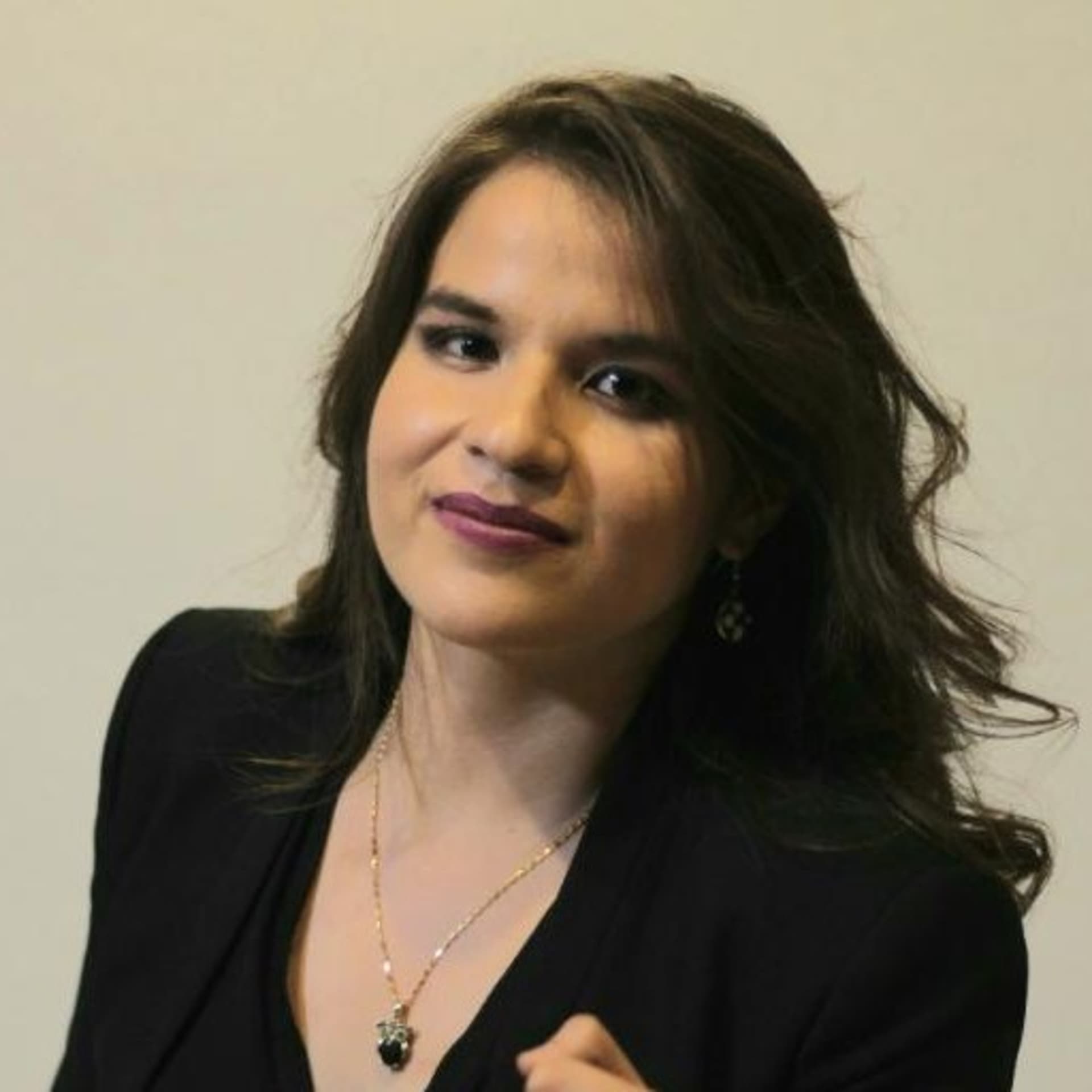 Inversiónes Y Negocios Con Susana Sanchez G - Podcasts