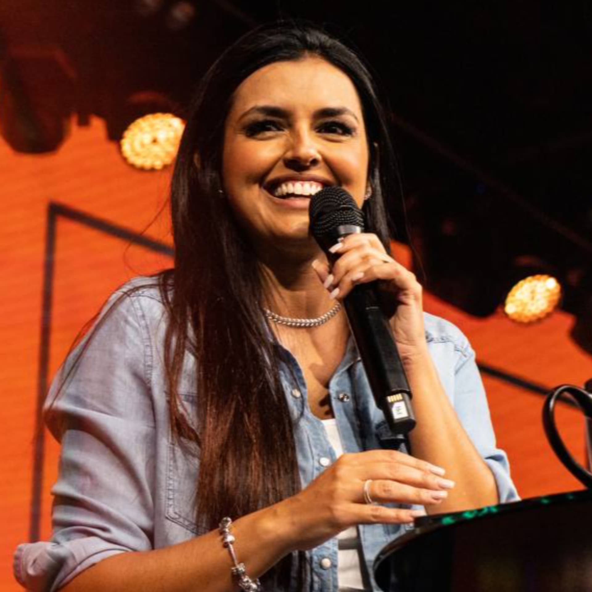 Marcela Voje - Podcasts
