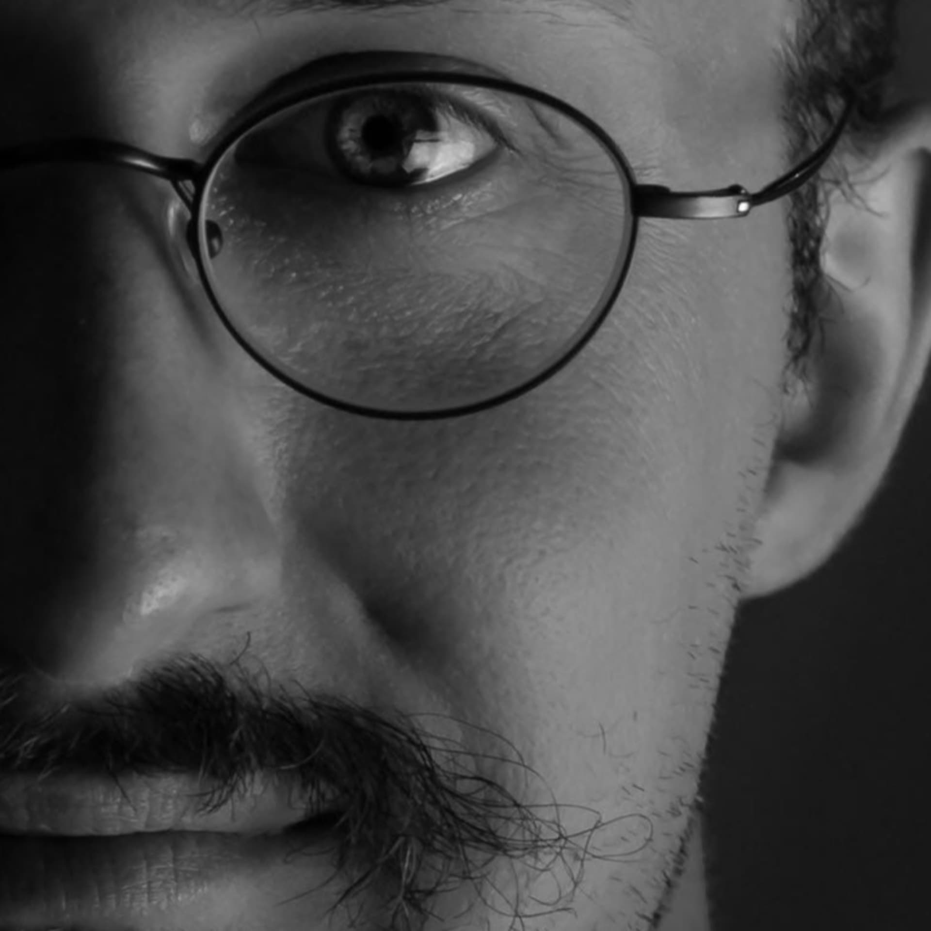 Aber mich fragt ja keiner - Tattoo Talk mit Emanuel Wolff von Wolffshaut - Podcasts
