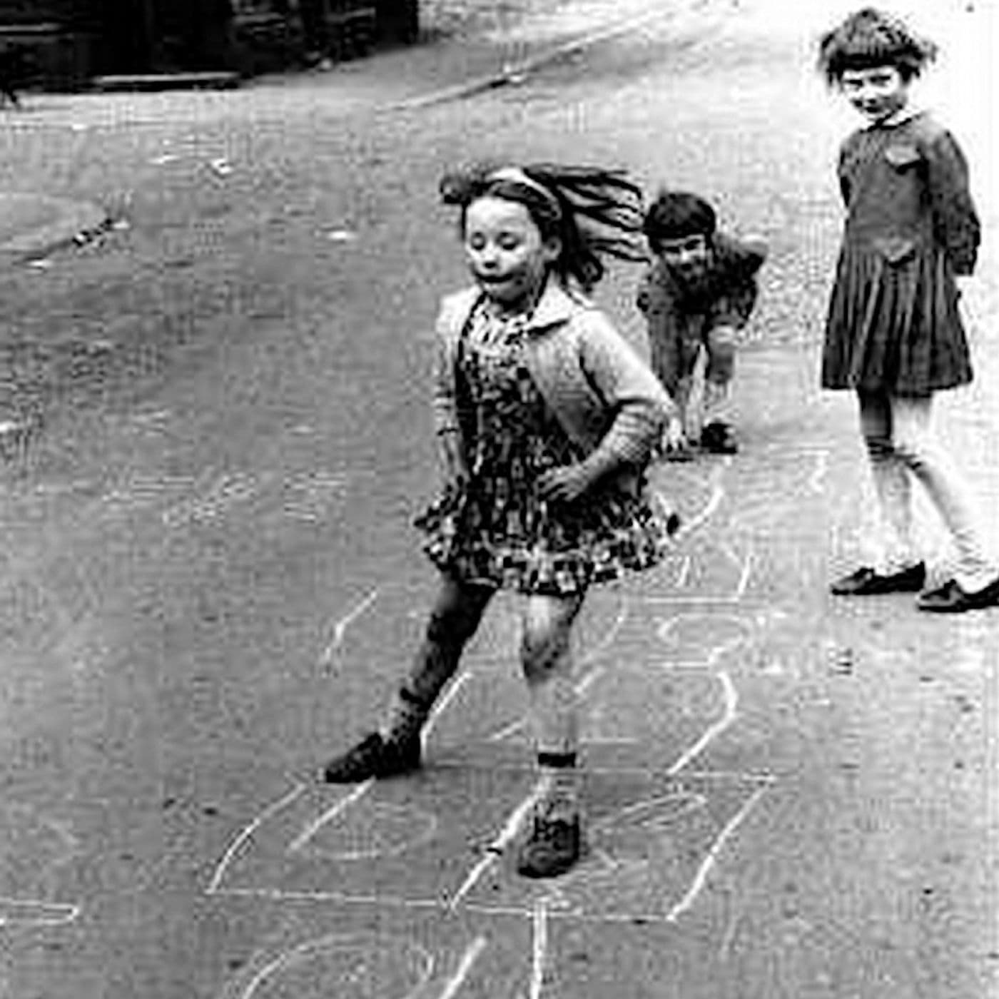 I nostri nonni e i giochi dell'infanzia. - Podcasts
