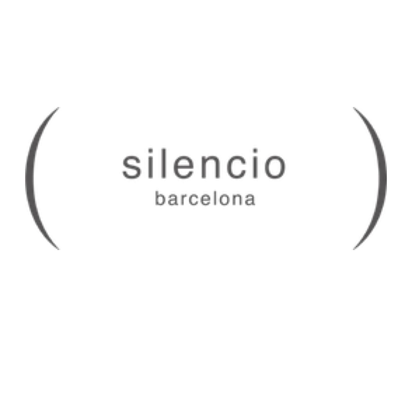 Escuchando… en (Silencio) - Podcasts