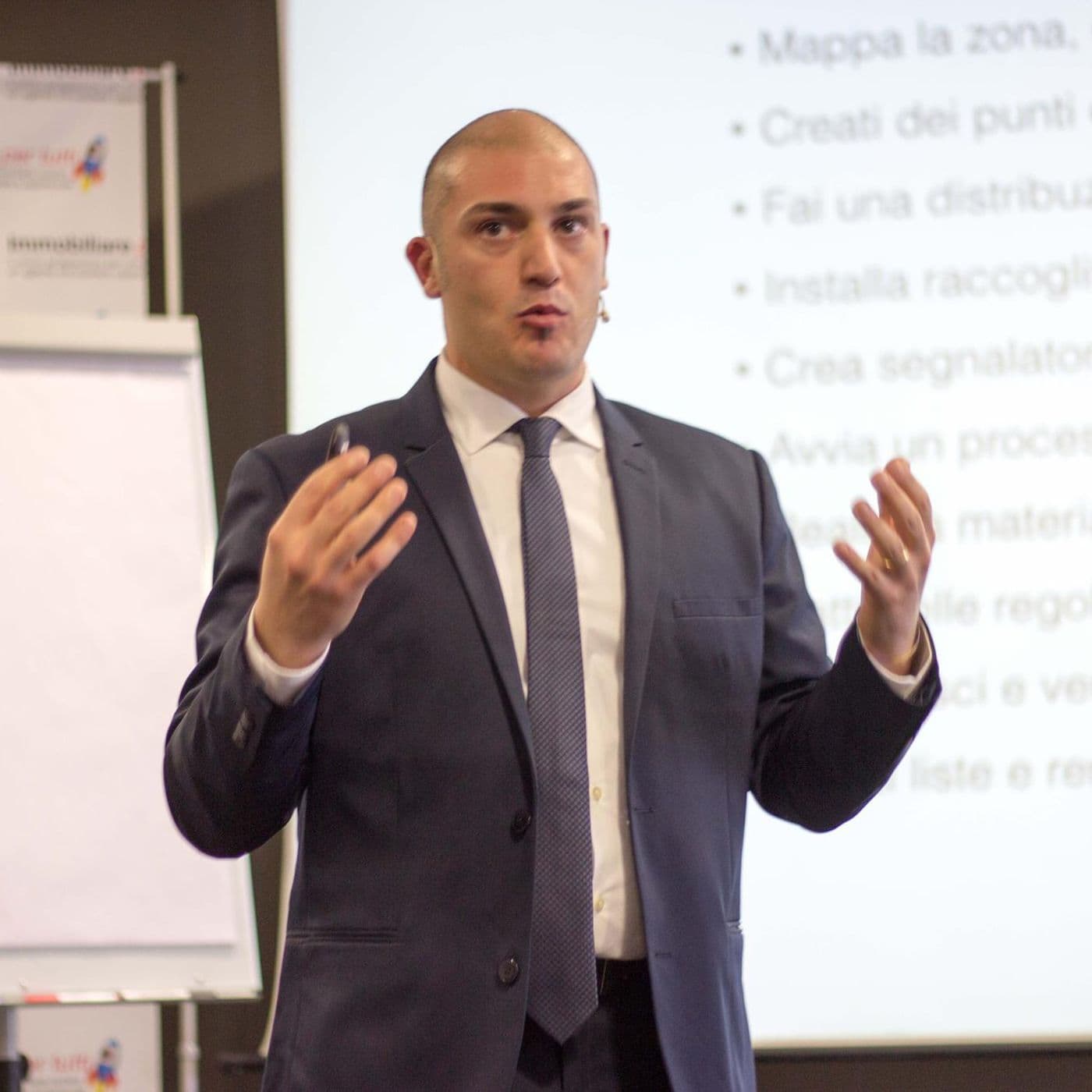 Roberto La Corte podcast di marketing - Podcasts