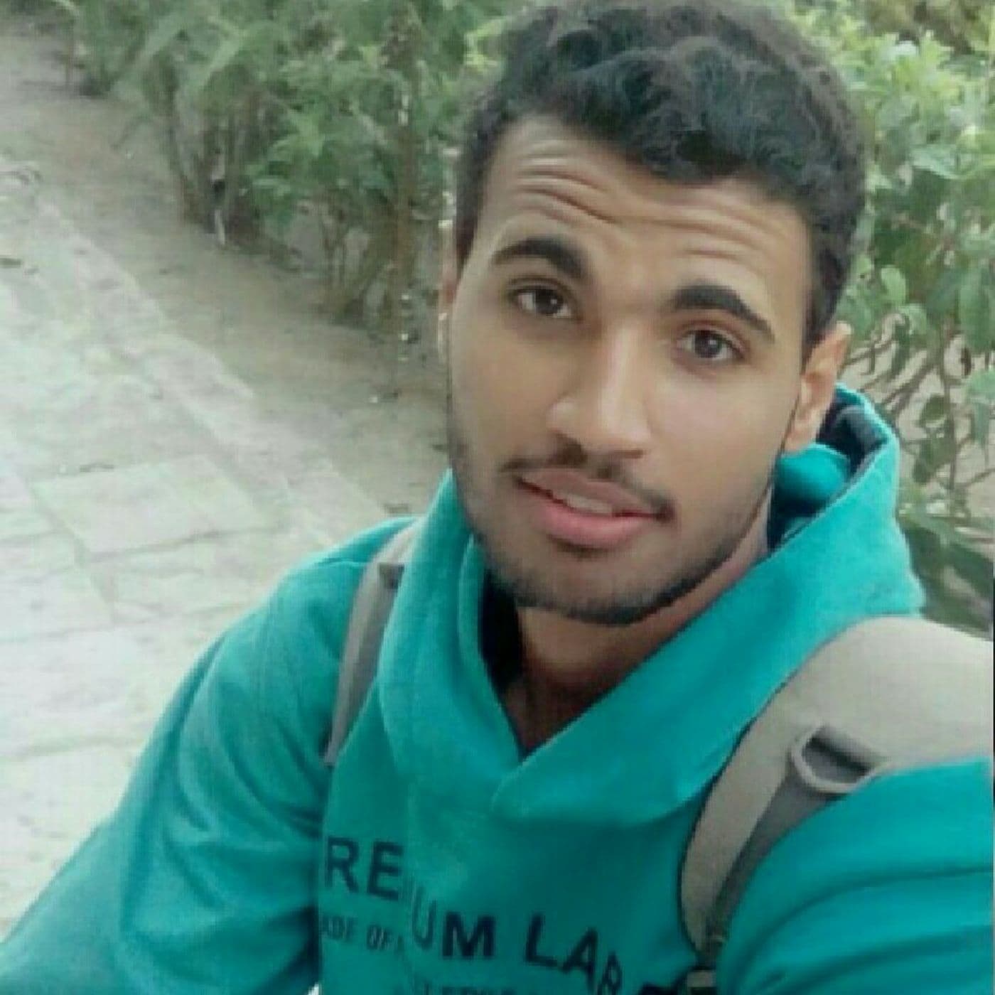 مع إسلام سميح