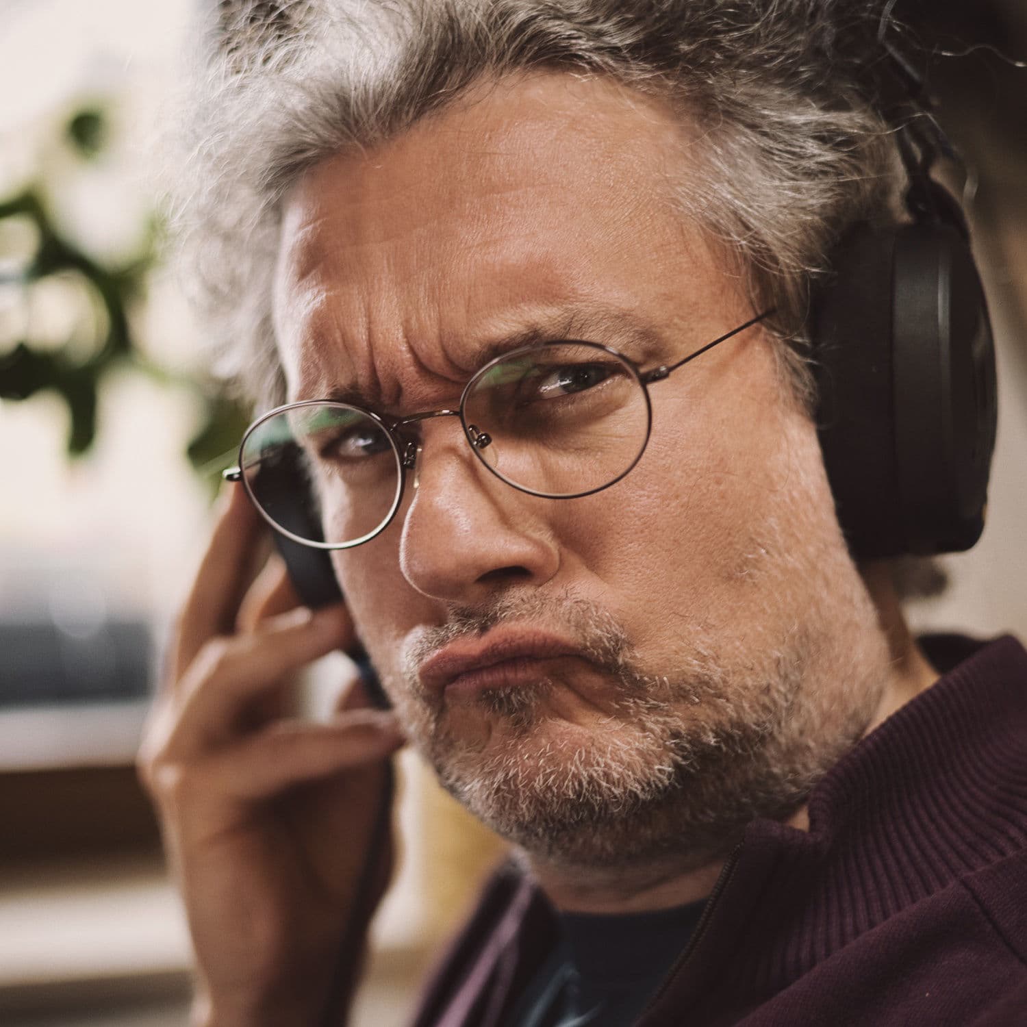 Der Hörspiel-Kritiker: Welche Hörspiele lohnt es anzuhören? - Podcasts
