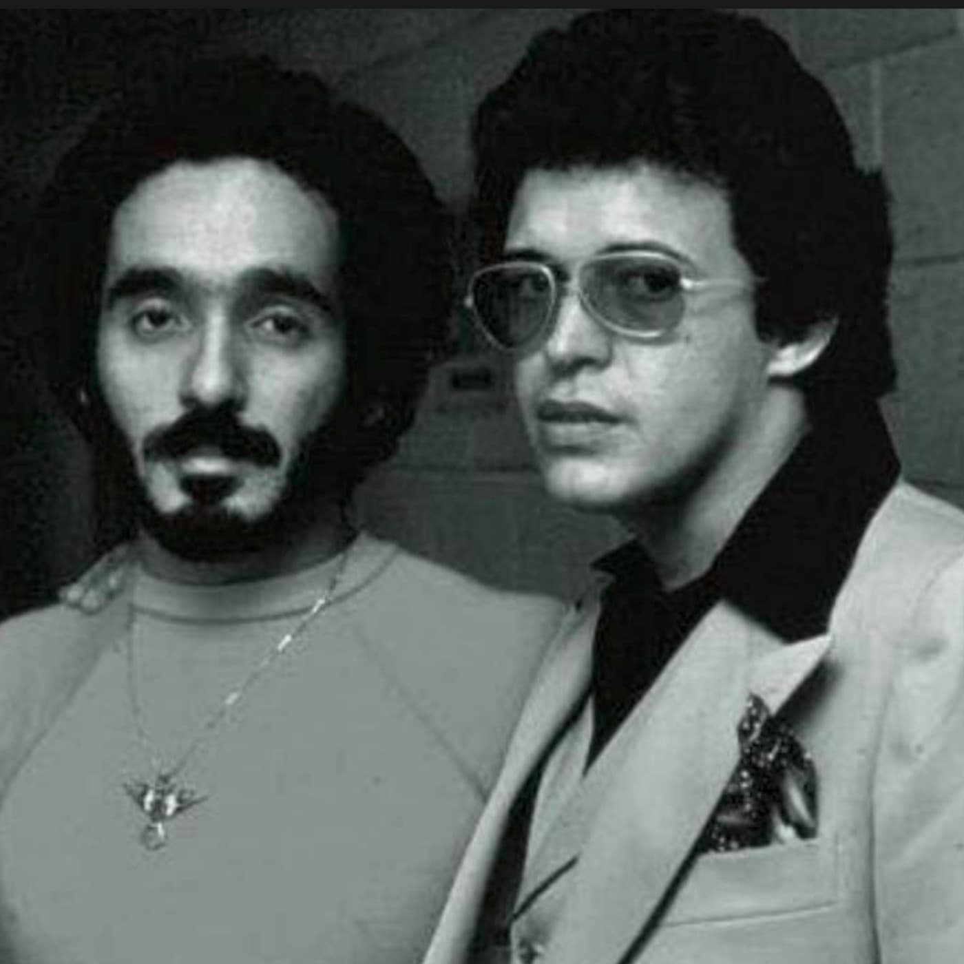 HACHA Y MACHETE